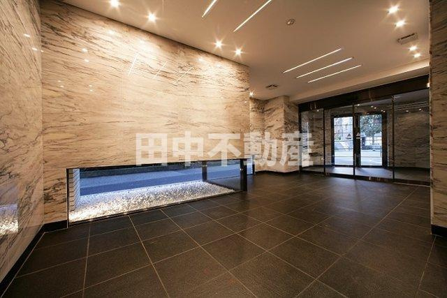 レジディア広尾南のロビー