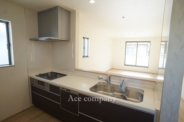 【キッチン】 | 東大阪市小若江3丁目 | システムキッチン☆食洗機・オールインワン浄水栓完備です☆3口ガスコンロ☆