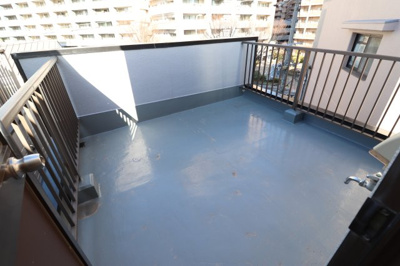 【バルコニー】 | 吉野邸