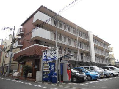 新町ロイヤルハイツの外観