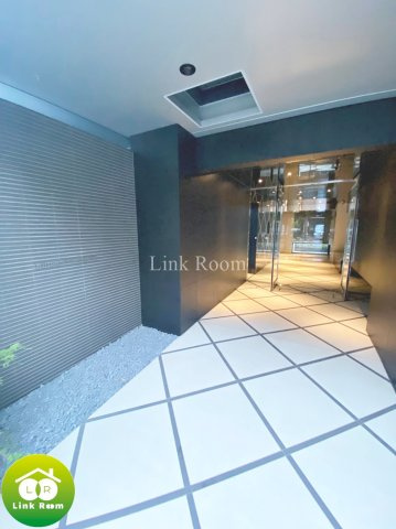 クレストコート清澄白河のエントランス