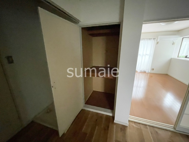 ソシアルマンションエノモトの収納|ダイニングの収納です。