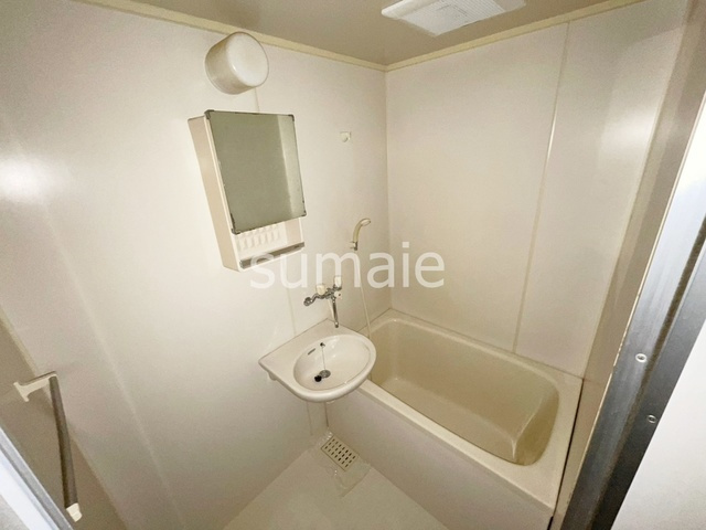 ソシアルマンションエノモトの浴室|バスルームです。