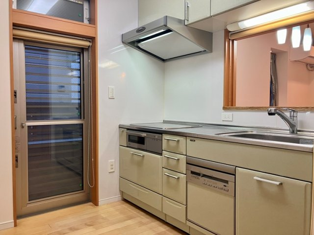 恵比寿戸建のキッチン