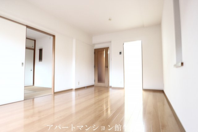 牛久ロイヤルレジデンスBⅠ型の内装