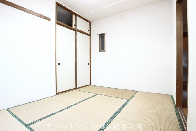 牛久ロイヤルレジデンスBⅠ型の和室