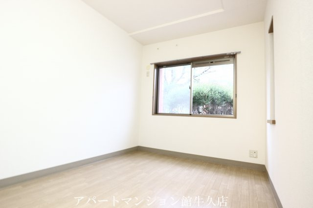 牛久ロイヤルレジデンスBⅠ型の寝室