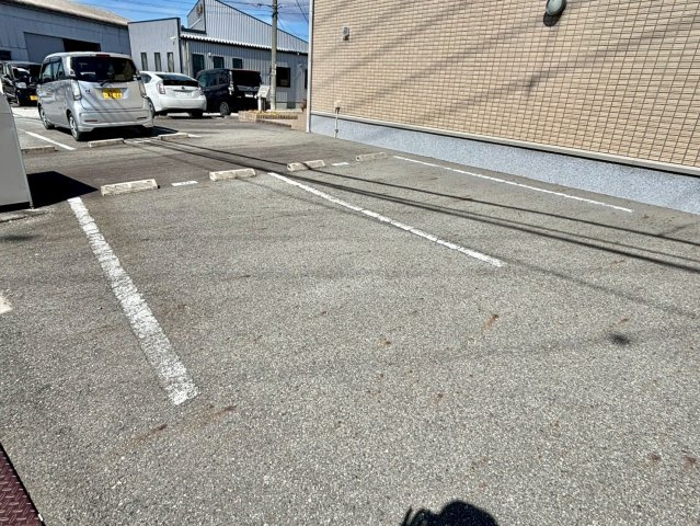 セジュール小川の駐車場