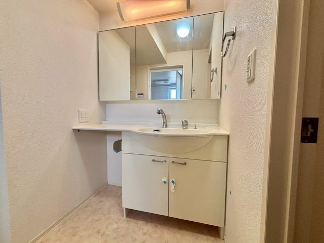 セジュール小川の独立洗面台