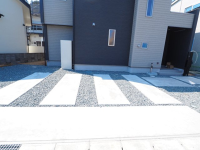【駐車場】 | ＧＲＡＦＡＲＥ　森合字北谷地　2号棟 | ★内覧予約でブランド米2kg★