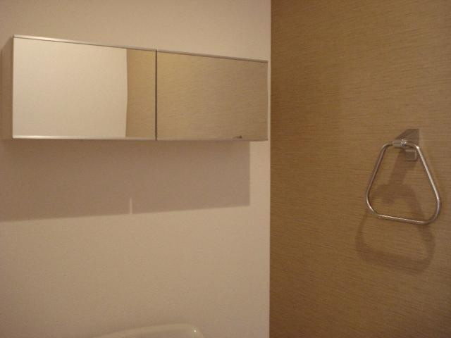 リッツパークCの収納|ＷＣ収納棚