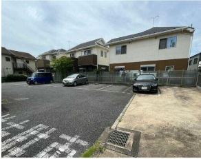 カームヤタ藤第一の駐車場