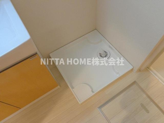 メゾンアリエッタの内装|室内洗濯機置場も付いています＊