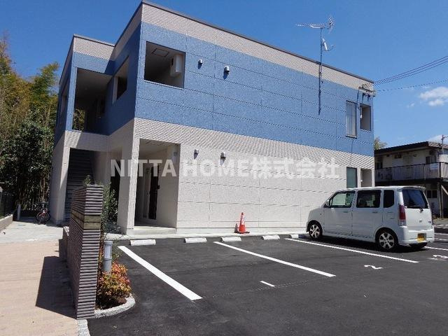 メゾンアリエッタの駐車場|敷地内駐車場は無料です！！