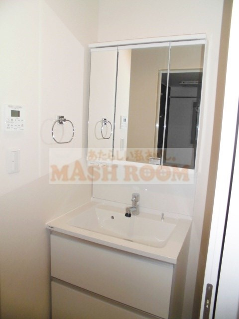 ラシーネ荻窪の独立洗面台