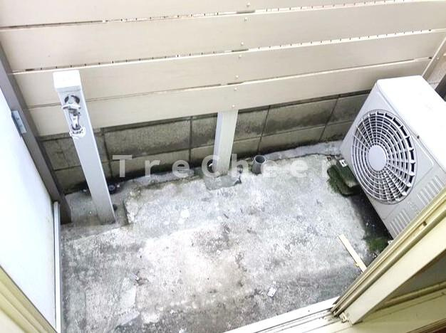 ロイヤルパレス6のバルコニー