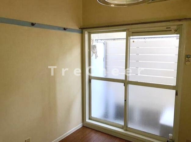 ロイヤルパレス6の居間・リビング