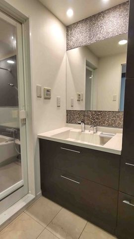 レジディアタワー麻布十番の独立洗面台