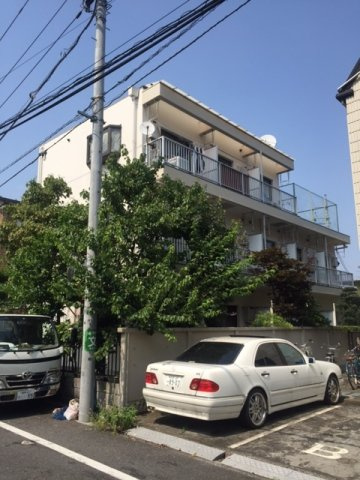 ホワイトパレス