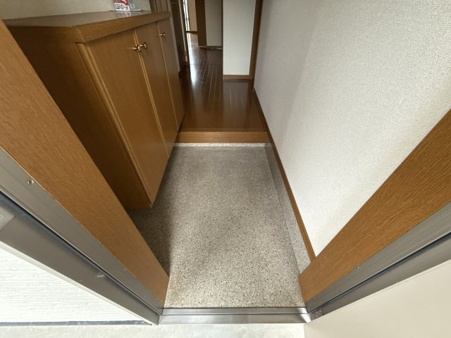 プレイン八代の玄関