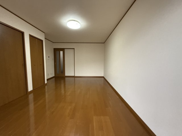 プレイン八代の居間・リビング