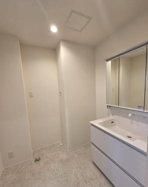 リュクサンブール道灌山の洗面所