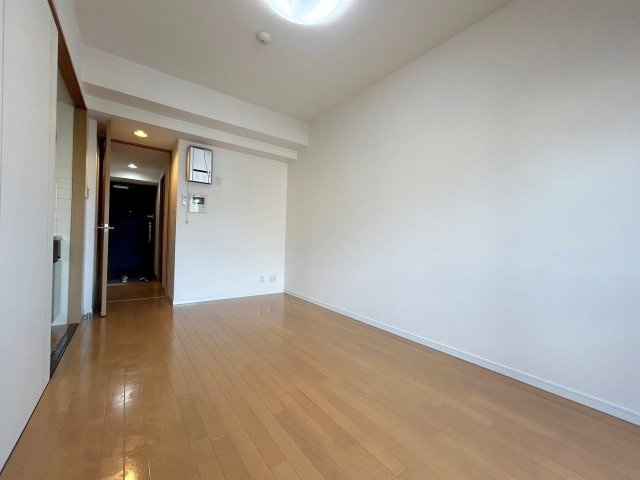 プレッツァ新大阪の居間・リビング