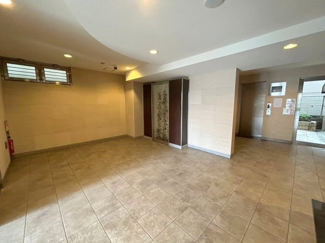 プレッツァ新大阪のロビー