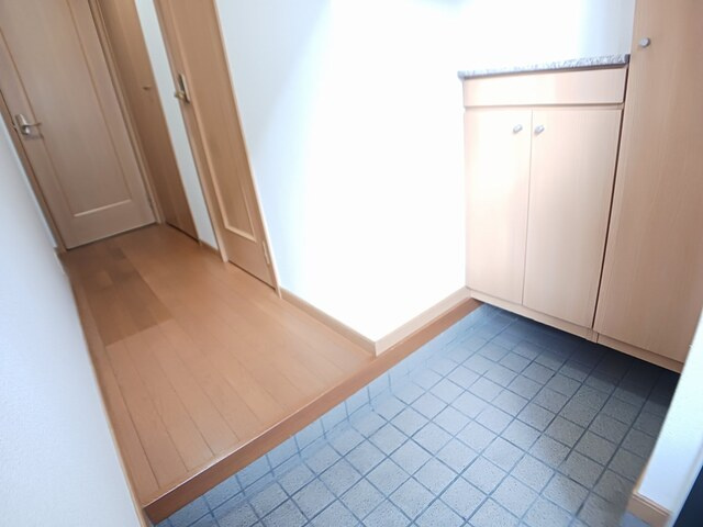 メゾン　ド　リジェールNの玄関