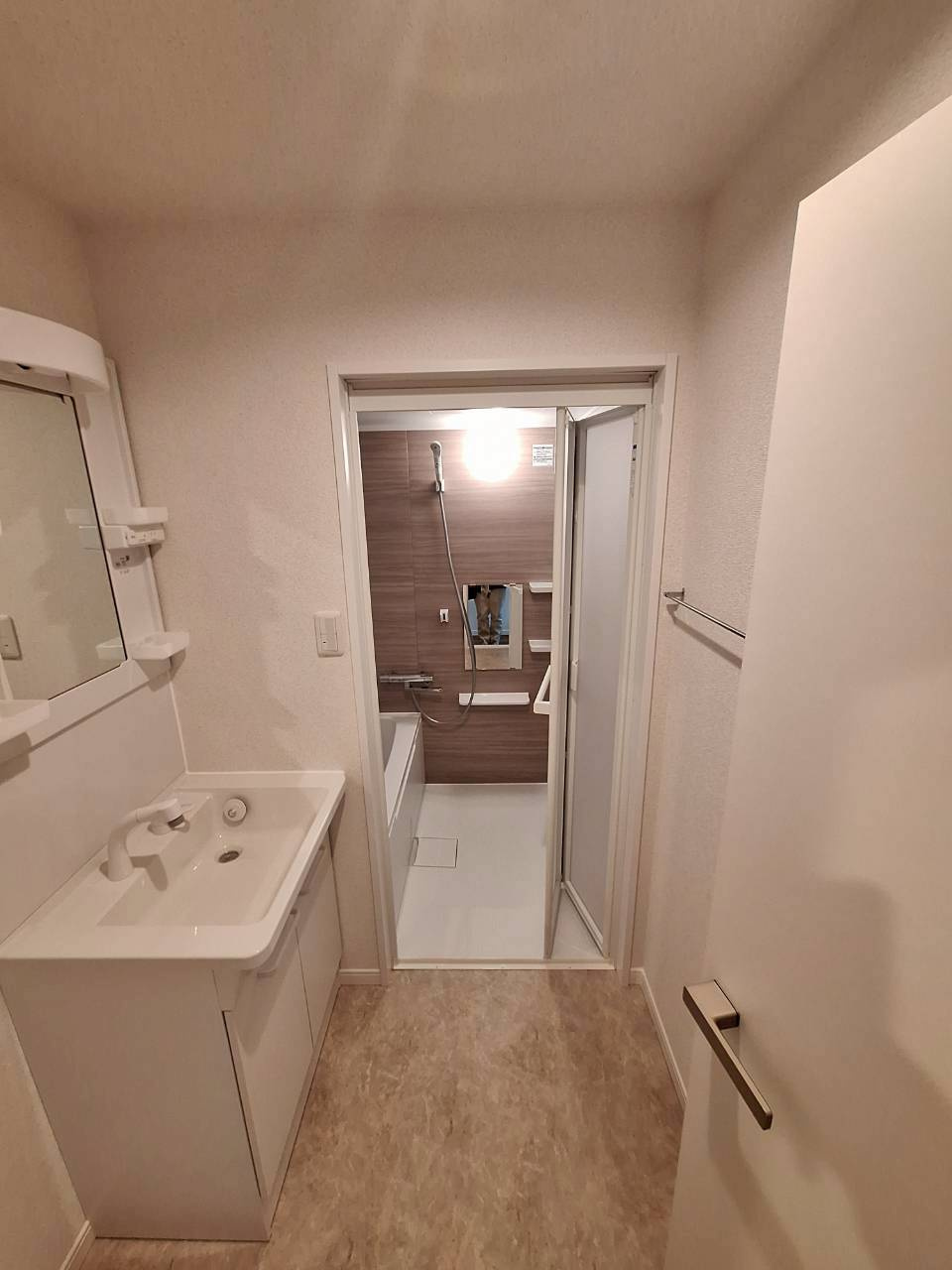 エスポワール三ノ輪の洗面所