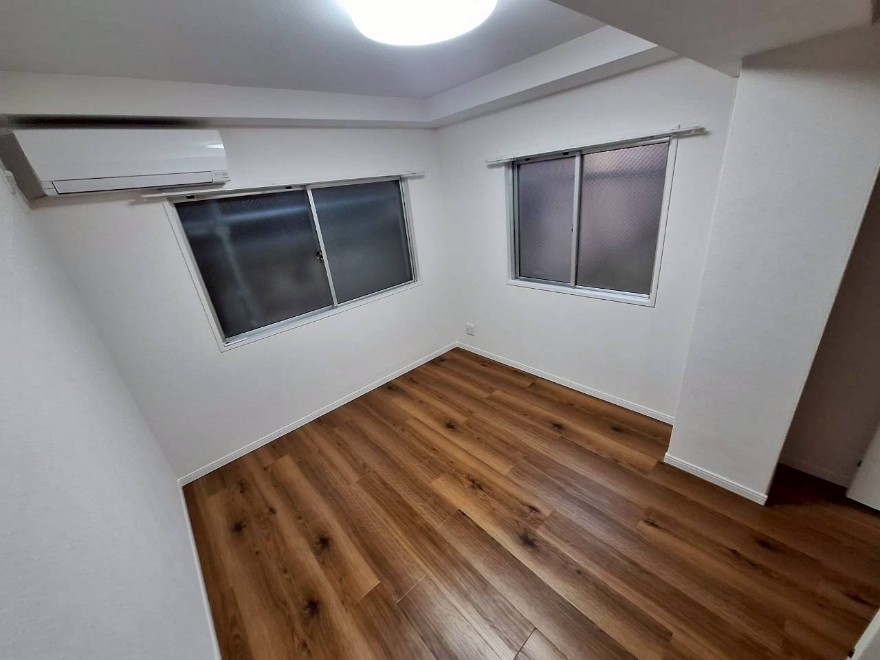 エスポワール三ノ輪の洋室