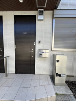 【エントランス】 | 独立感のあるエントランス　同物件別部屋参考写真