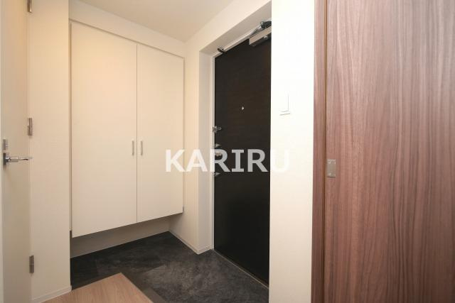 アプリーレ松屋町 の玄関