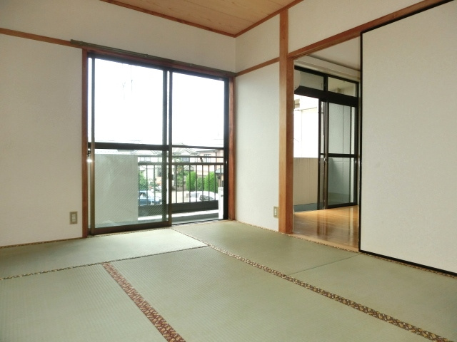 【居間・リビング】 | 真ハイム | 畳の綺麗な和室スペース。（※参考写真）