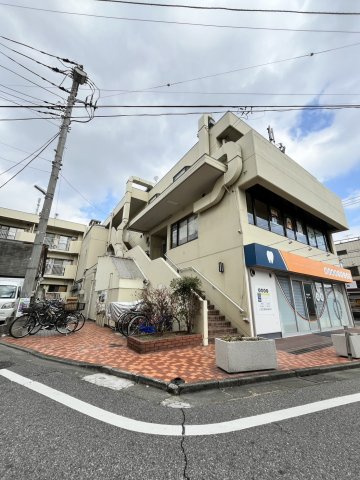 ライオンズマンション五反野の外観|落ち着いた雰囲気の外観です