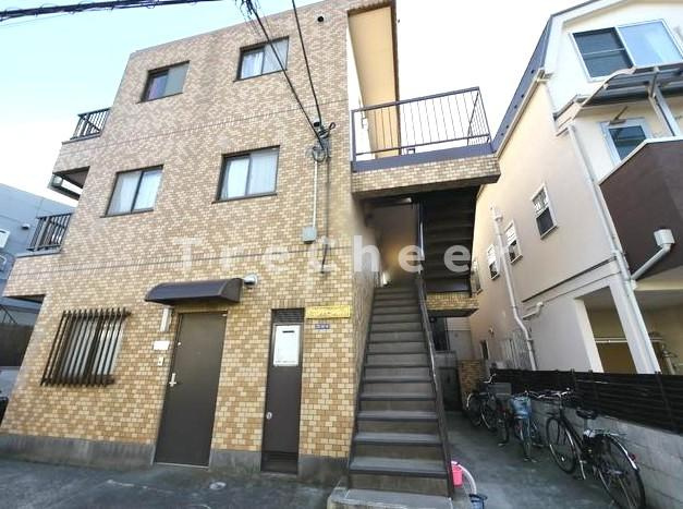 グランドールピアのエントランス