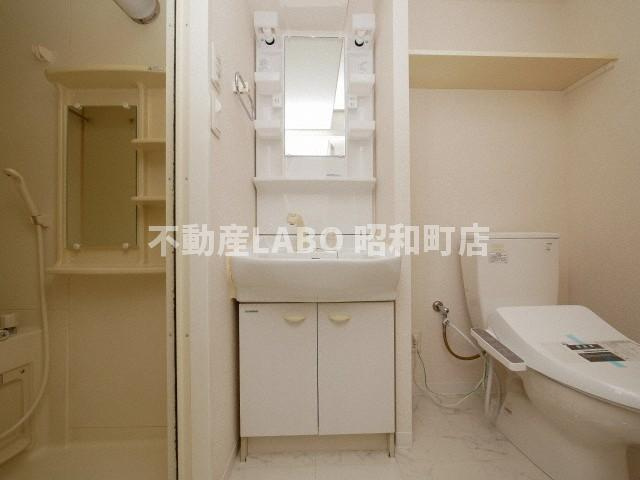 メゾン夕陽ヶ丘の洗面所