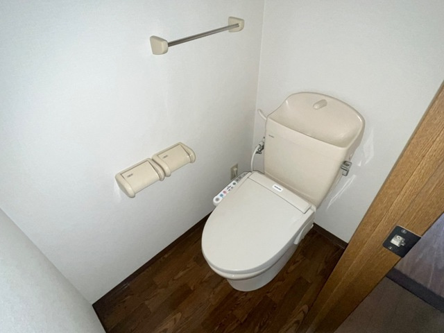 ヒルズ牧の池のトイレ