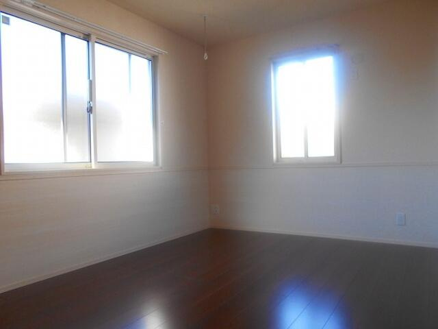 ミオ カームの洋室