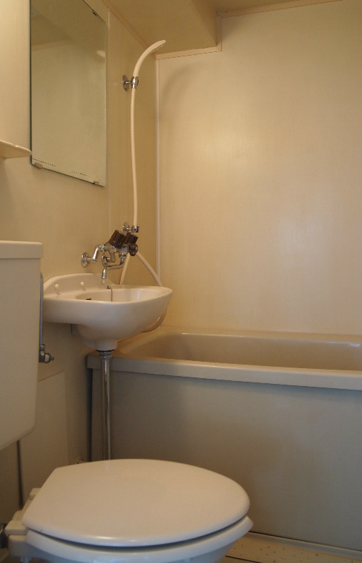 プチヴェルデュールの浴室