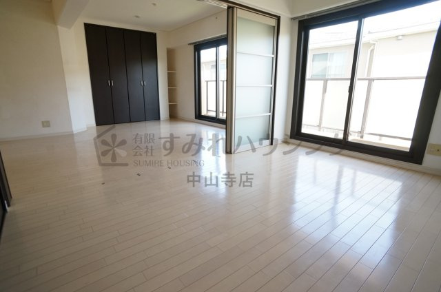 メゾン東野の洗面所|参考、同建物・同間取りの号室