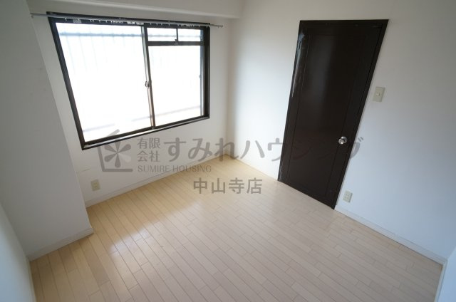 メゾン東野の独立洗面台|参考、同建物・同間取りの号室