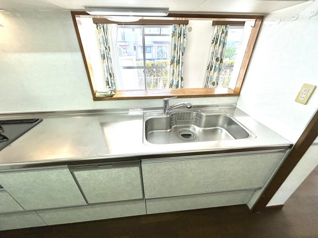 ウェル・メロード狩場台第２-14号棟のキッチン