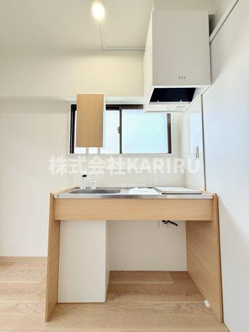 ロイヤルハイツ新深江のキッチン|同物件別部屋の写真です。