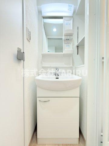 ロイヤルハイツ新深江の洗面所|同物件別部屋の写真です。