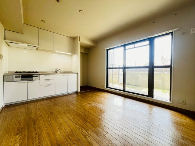 ベイヒルズ明石の居間・リビング