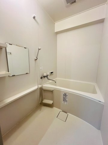 ベイヒルズ明石の浴室