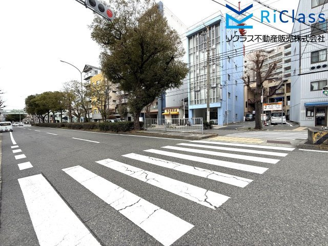甲南第11兵庫コーポラスの周辺|マンション前の道路です
