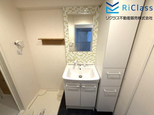 甲南第11兵庫コーポラスの独立洗面台|独立洗面化粧台付き