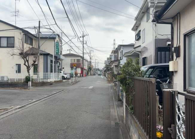【展望】 | 桜や紅葉の名所に出かける人は多いと思いますが、家にいながら季節の移ろいを感じる生活を送りませんか？リビングや窓から見える景色が生活を彩るワンポイントに！現地から見える景色を堪能してみては如何でしょう。